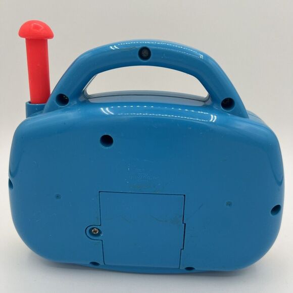 Vintage 1998 Fisher Price Musical Lulabies Player Box Wind Up Radio Mattel - Picture 6 of 6